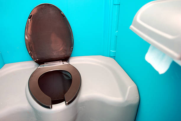 Best Construction site porta potty rental  in Freeman, SD